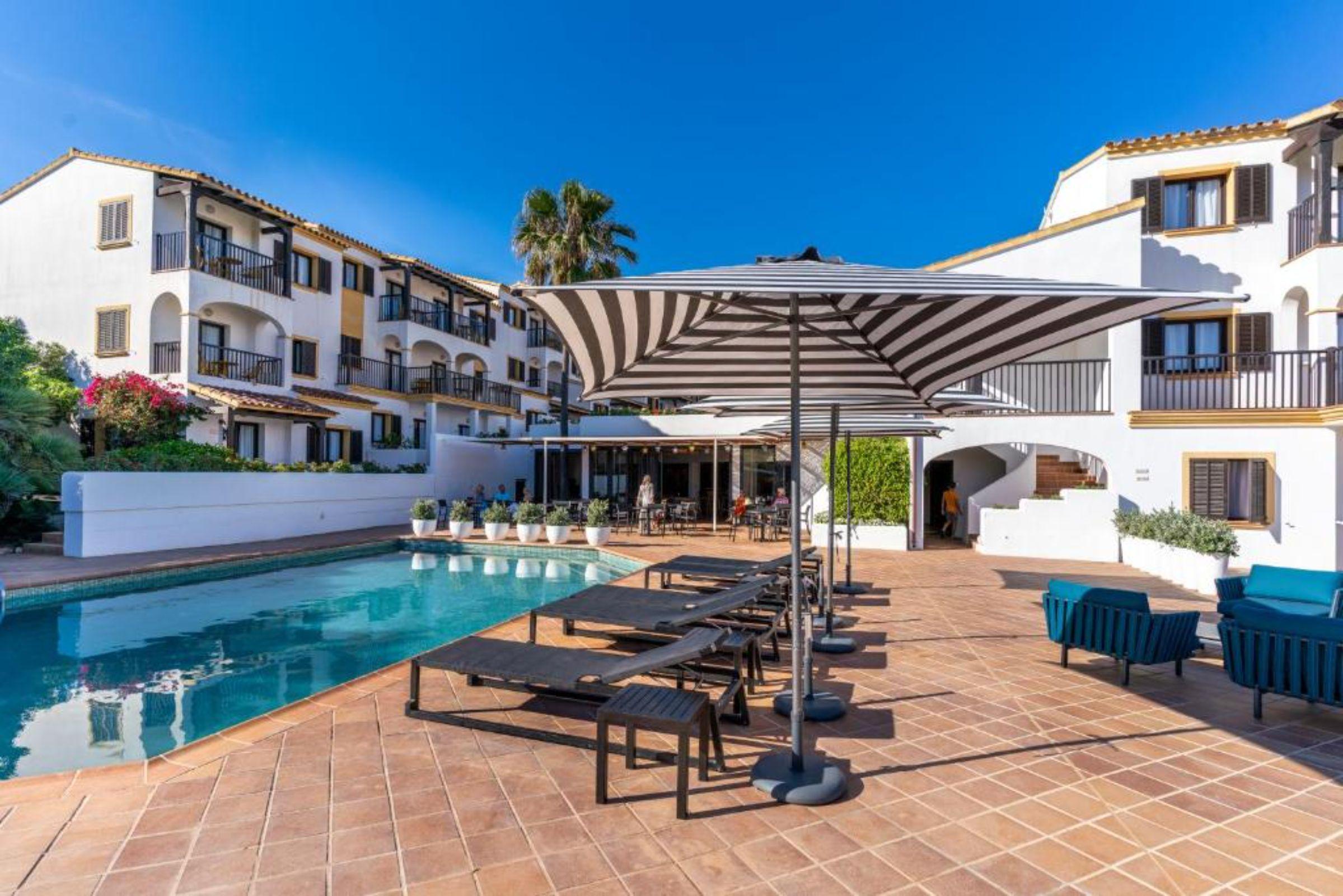 Calallonga Hotel Menorca Mahon  Bagian luar foto