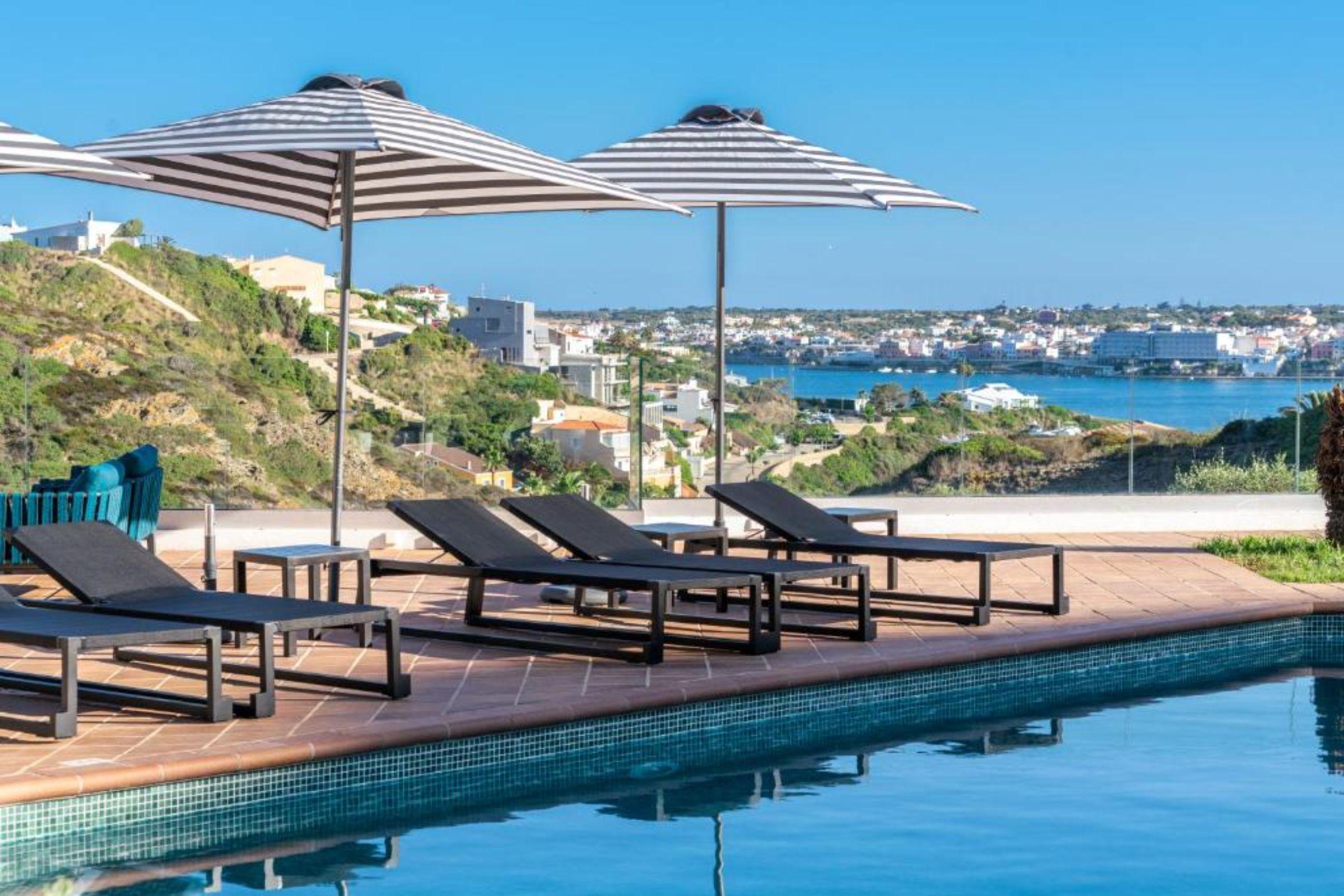 Calallonga Hotel Menorca Mahon  Bagian luar foto
