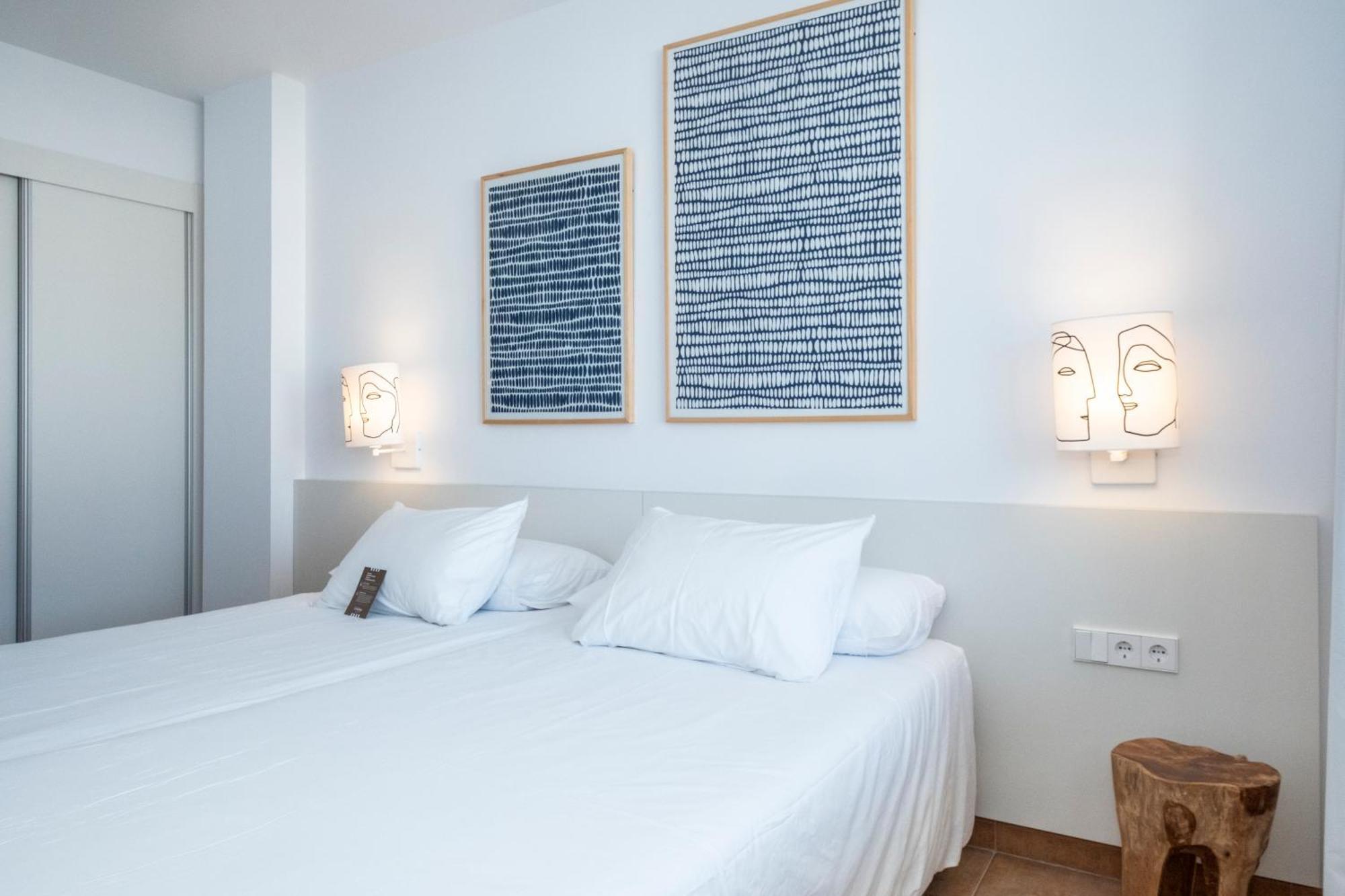 Calallonga Hotel Menorca Mahon  Bagian luar foto