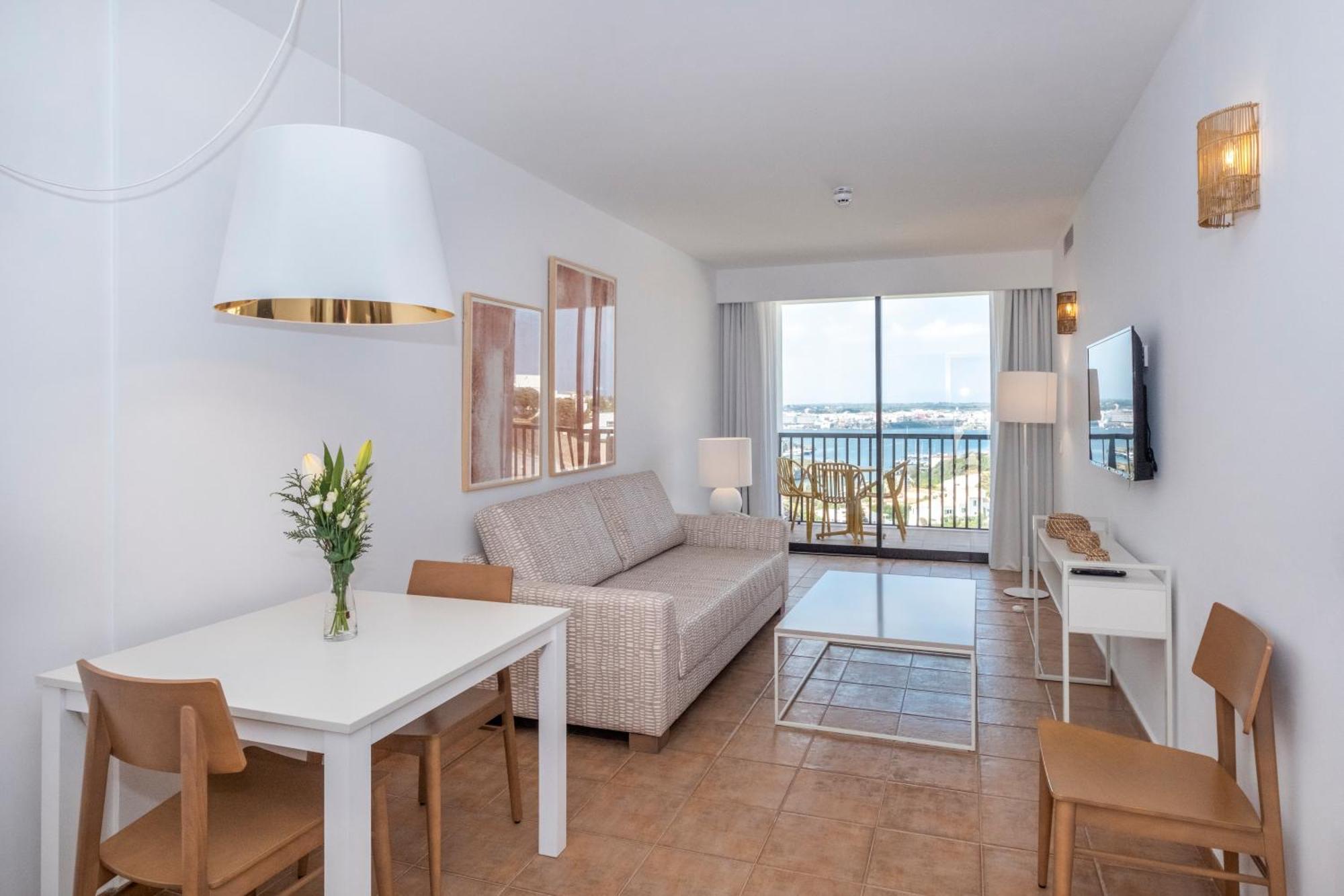 Calallonga Hotel Menorca Mahon  Bagian luar foto