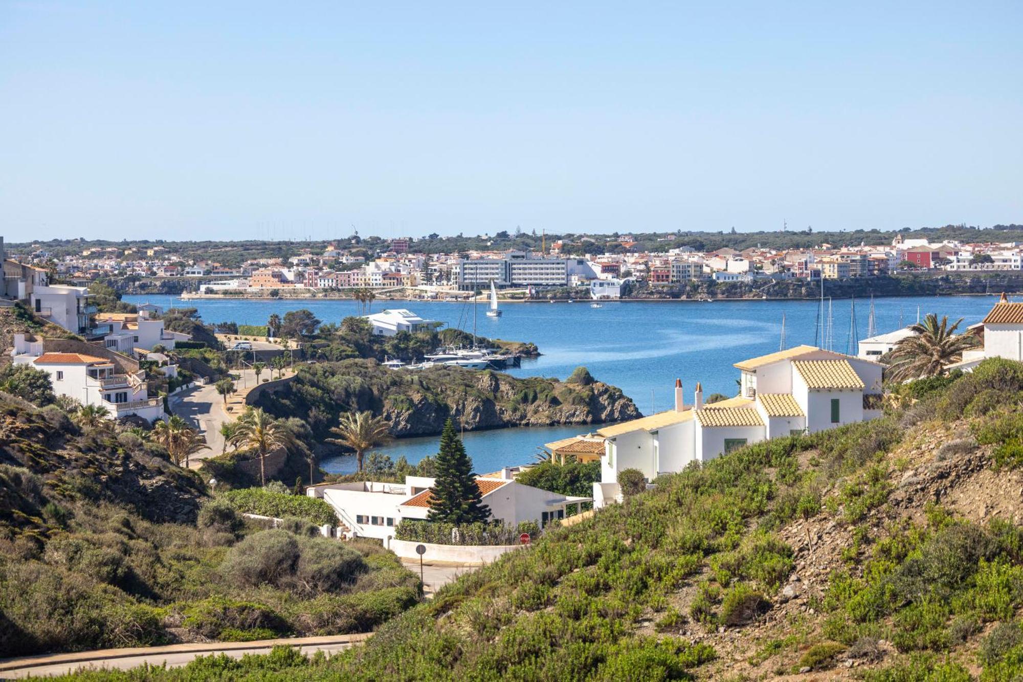 Calallonga Hotel Menorca Mahon  Bagian luar foto