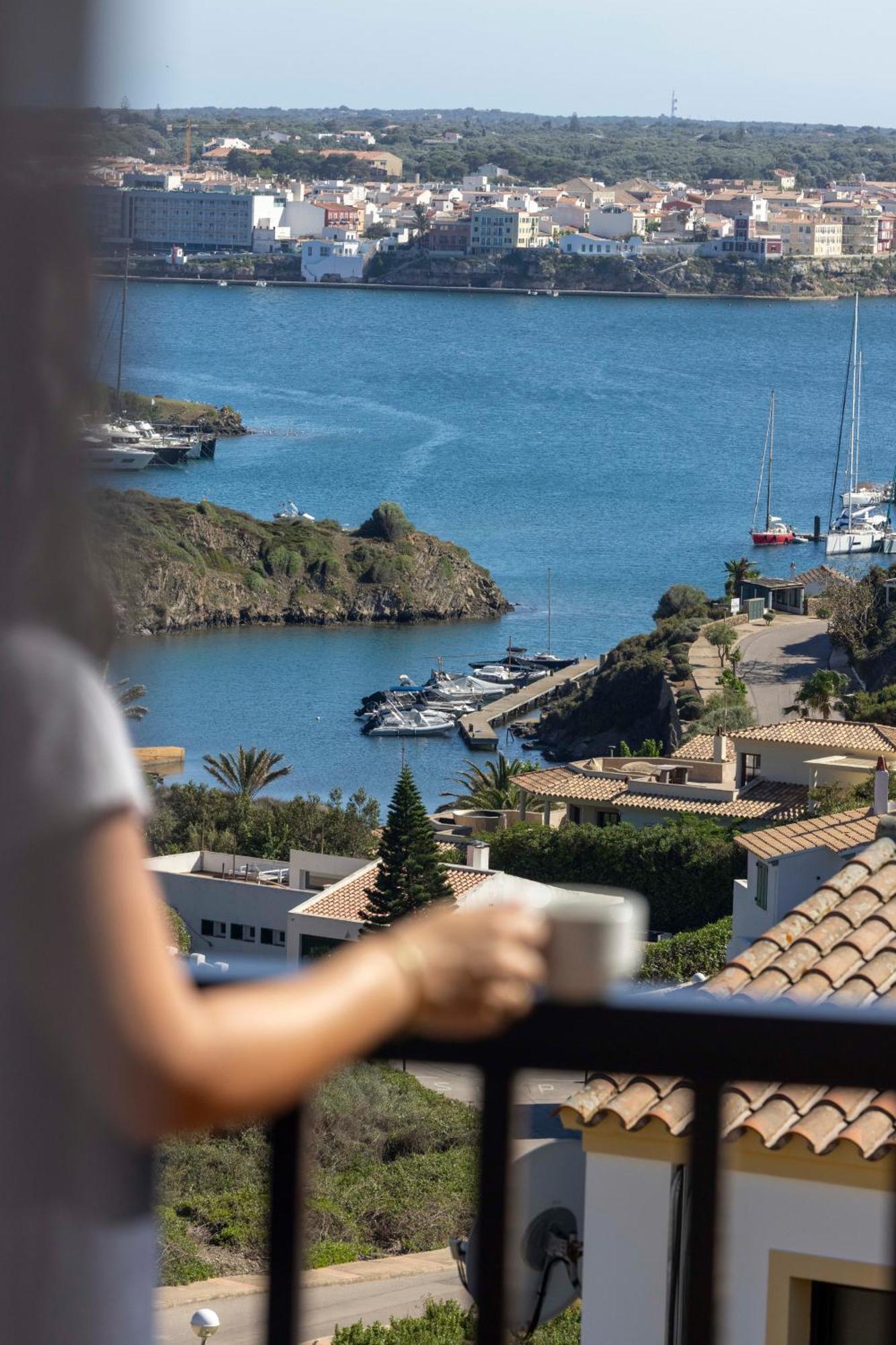 Calallonga Hotel Menorca Mahon  Bagian luar foto