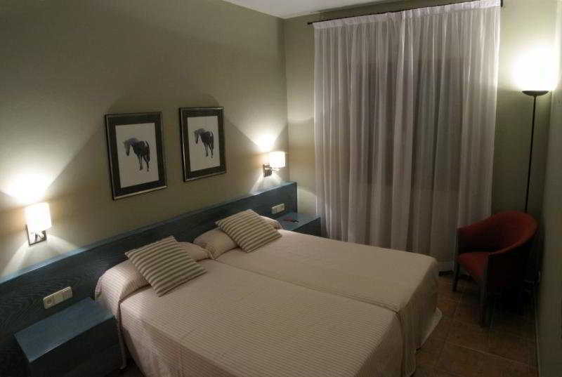 Calallonga Hotel Menorca Mahon  Bagian luar foto