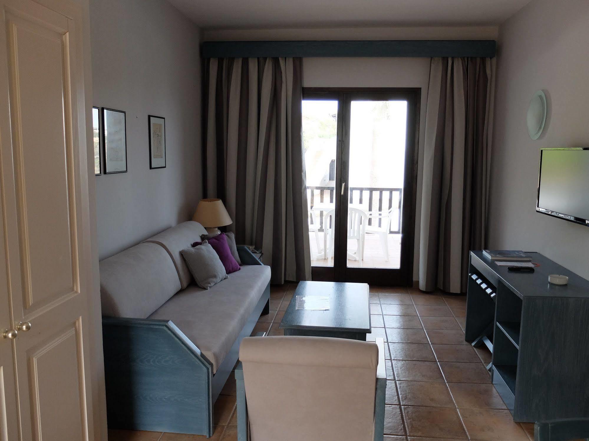 Calallonga Hotel Menorca Mahon  Bagian luar foto
